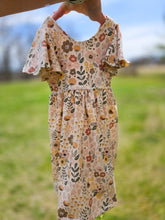 Load image into Gallery viewer, Floral Spring Sunshine Dress
