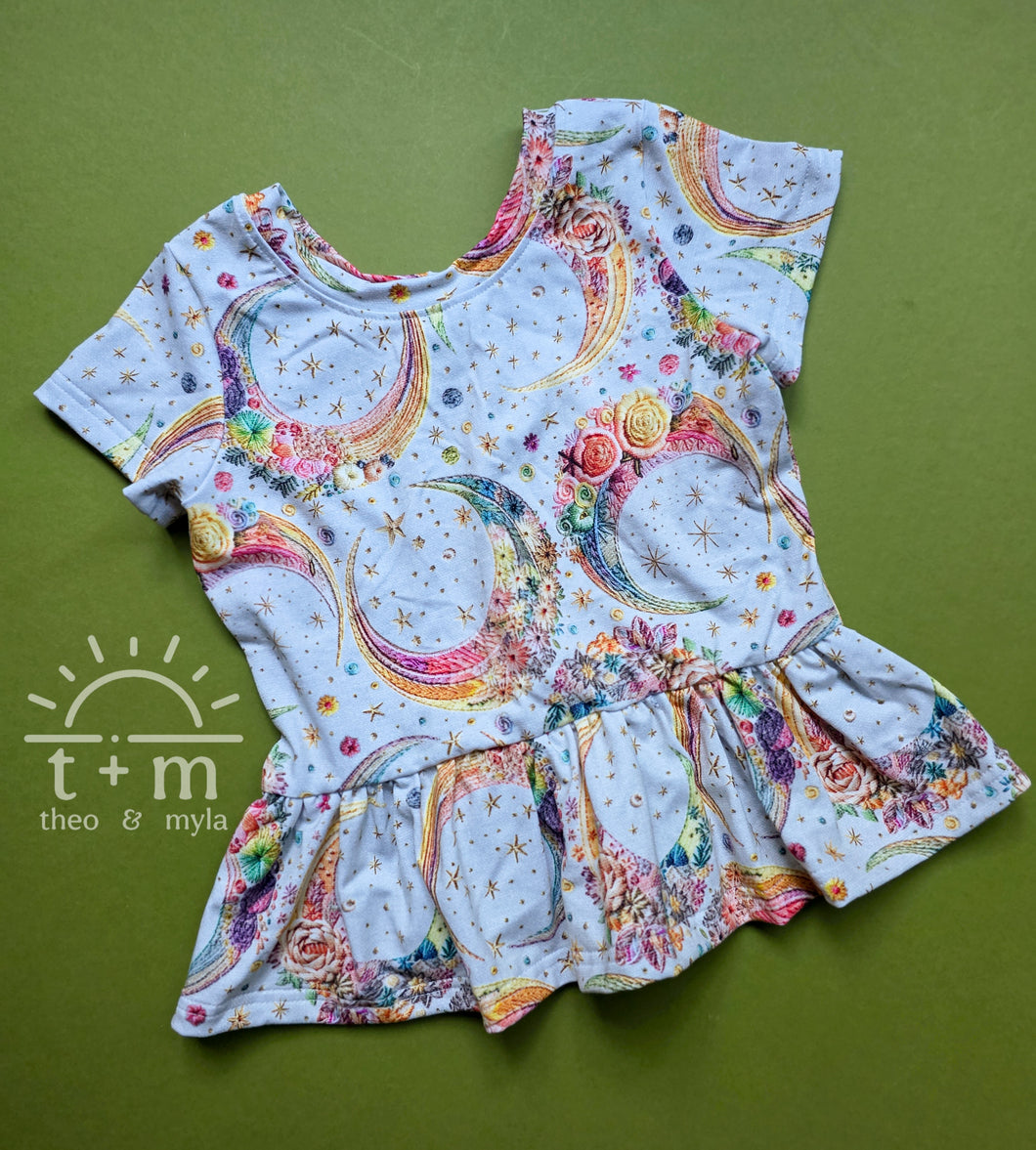 6/7 Moons floral peplum