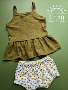Moss Floral Peplum Ruffle shorties set 5T