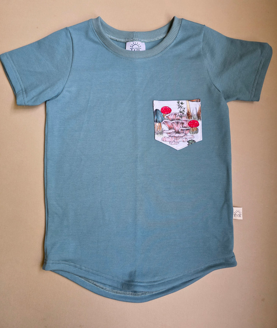 Spruce Mushroom pocket tee 5T